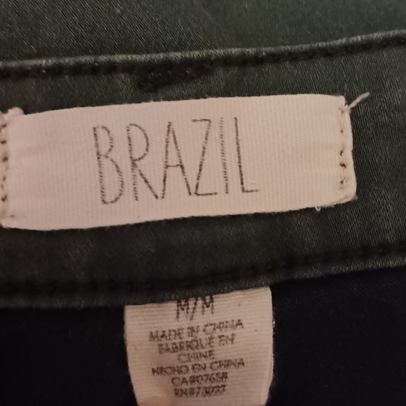 4/$60 Green Skinny Jeans - Size M - Picture 6 of 7